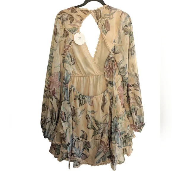 Luxxel Floral Long Sleeve Open Back Dress - Picture 2 of 10